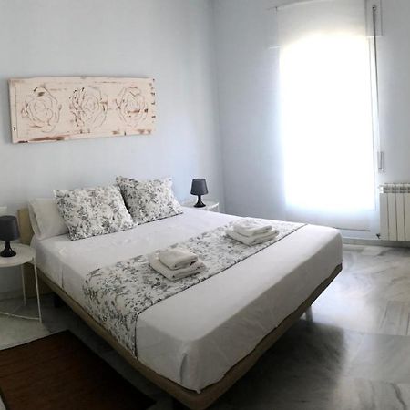 Santa Ana - Palacio Del Infantado إشبيلية المظهر الخارجي الصورة