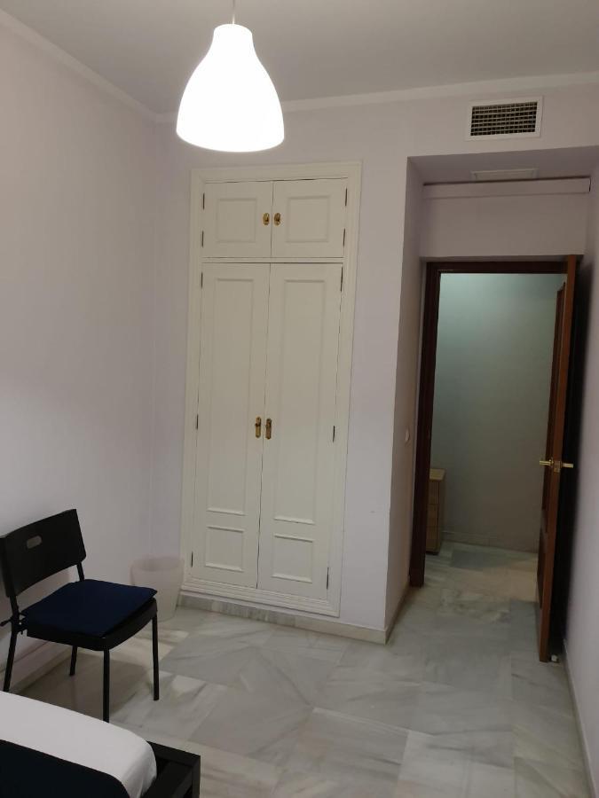Santa Ana - Palacio Del Infantado إشبيلية المظهر الخارجي الصورة