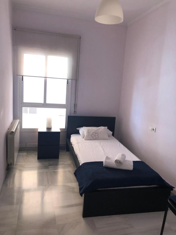 Santa Ana - Palacio Del Infantado إشبيلية المظهر الخارجي الصورة